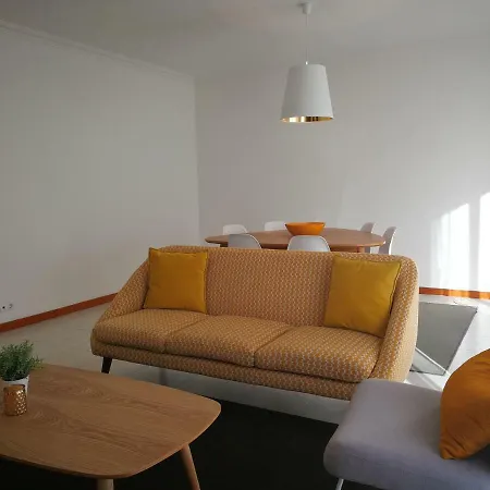 Casa Amarela Marinha Grande